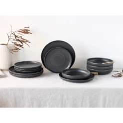 CreaTable Tafelservice »Uno«, (Set, 12 Tlg., Teller Set Für 4 Personen), Service, Schwarz, Seidenmatte Spezialglasur, Ausdrucksstarkes Relief -Erstellbar Geschäft 24123da373e4d4216c398b61a8bf6440
