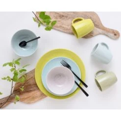 CreaTable Kombiservice »Jona«, (Set, 16 Tlg., Kaffeeservice Und Tafelservice Im Set, Für 4 Personen), Service, Moderne Coupeform, Kleine Sprenkel Auf Seidenmatter Glasur -Erstellbar Geschäft 919ac747545fb2053307ef96f32b847a