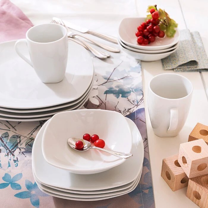 Kombiservice Square 16tlg. Kombiservice Square 16tlg. -Erstellbar Geschäft FJPG S700 182