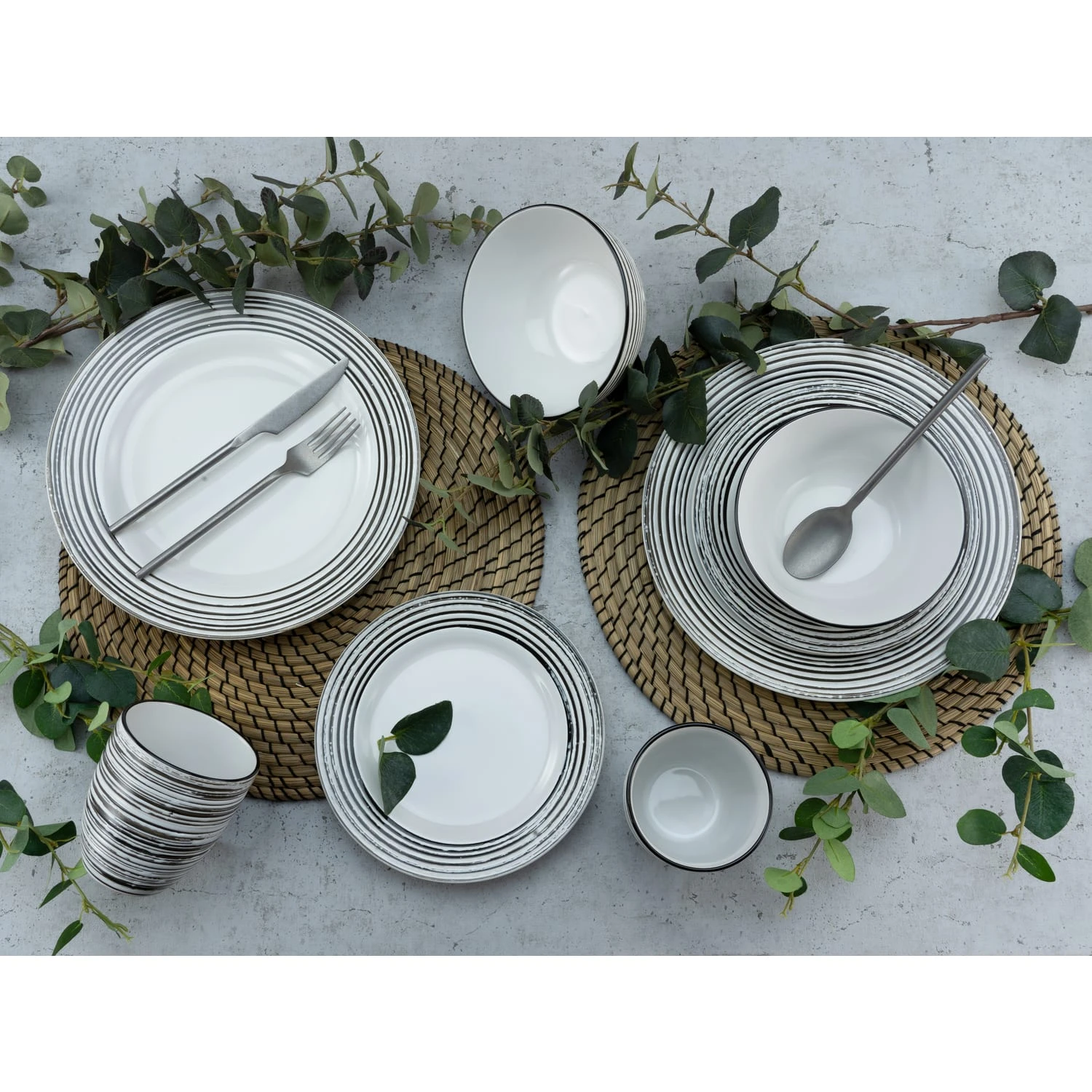 CreaTable La Gomera blanca Kombiservice 16 teilig in Weiß/Schwarz CreaTable La Gomera Blanca Kombiservice 16 Teilig In Weiß/Schwarz -Erstellbar Geschäft creatable creatable la gomera blanca kombiservice 16 teilig in weiss schwarz 1